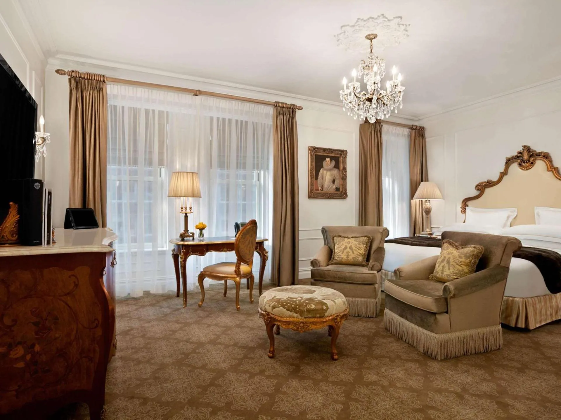 The Plaza, a dog friendly hotel in New York, United States